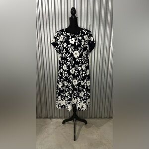 Women’s Eliza J BNWT Blue White Floral Midi Polyester Elastane Dress Size 20W